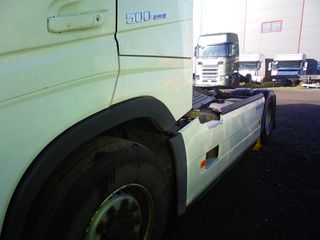 Volvo 2016 FH4 500-thumb-2