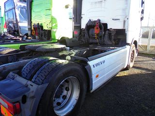 Volvo 2016 FH4 500-thumb-5