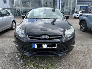 Ford Focus 2014 TITANIUM-thumb-2