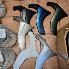 ΠΛΑΙΣΙΟ ΠΟΔΙΑΣ ΔΕΞΙ  BEVERLY 300-400 ΣΕ ΔΙΑΦΟΡΑ ΧΡΩΜΑΤΑ