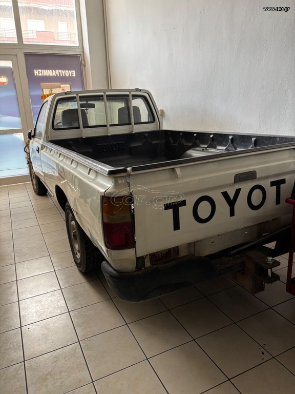 Toyota hilux 2,4