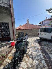 Piaggio Beverly 300 2024 S-thumb-4