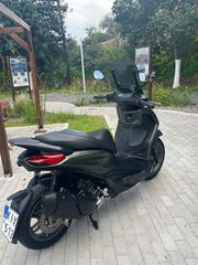 Piaggio Beverly 300 2024 S-thumb-13