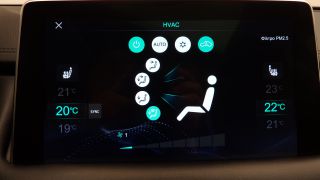 Mg EHS 2023 1.5t-gdi PHEV LUXURY PANORAMA ΔΕΡΜΑ R18 NAVI 3ΠΛΗ-thumb-30