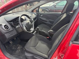 Renault Clio 2016-thumb-9