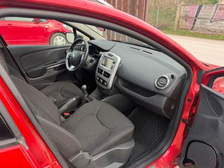 Renault Clio 2016-thumb-10