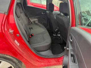 Renault Clio 2016-thumb-12