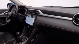 Mg ZS 2023 LUXURY PANORAMA NAVI ΔΕΡΜΑ ΗΛ. ΚΑΘΙΣΜΑΤΑ R17 3ΠΛΗ-thumb-7
