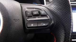 Mg ZS 2023 LUXURY PANORAMA NAVI ΔΕΡΜΑ ΗΛ. ΚΑΘΙΣΜΑΤΑ R17 3ΠΛΗ-thumb-37