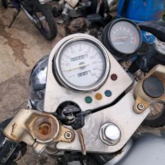 Yamaha SRX 1990 srx-thumb-3