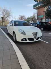Alfa Romeo Giulietta 2014 1.6 JTDM-2 Distinctive