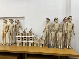 ΠΑΙΔΙΚΕΣ ΚΟΥΚΛΕΣ ΒΙΤΡΙΝΑΣ
