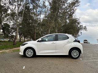 Toyota Yaris 2022 ΟΘΟΝΗ  NAVI ΕΓΓΥΣΗ ΑΠΟ ΤΗΝ ΤΟΥΟΤΑ-thumb-3