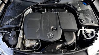 Mercedes-Benz C 200 2020-thumb-21