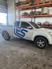 Isuzu D-Max 2014-thumb-2