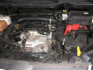 Ford EcoSport 2015 BUSINESS-thumb-6