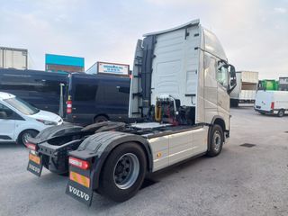 Volvo 2014 FH 4-thumb-7