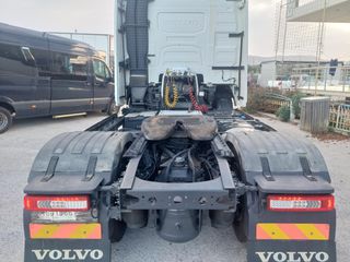 Volvo 2014 FH 4-thumb-9