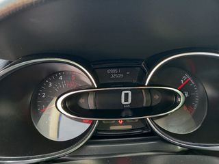 Renault Clio 2018 DCI 90 LIMITED-thumb-35