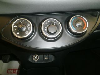 Toyota Yaris 2016 1.0 VVT-I ACTIVE ΜΕ ΟΘΟΝΗ-thumb-20