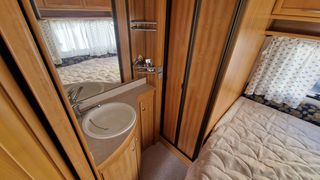 Knaus 2004 AZUR-thumb-12