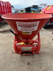 Λιπασματοδιανομέας Agrotika 2015 500L