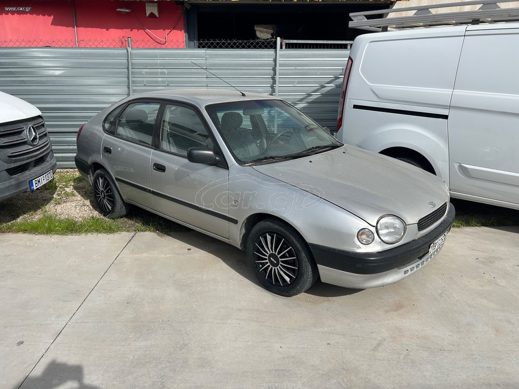 Toyota Corolla 1999