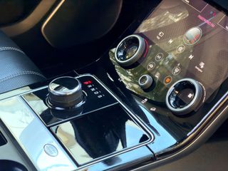 Land Rover Range Rover Velar 2018 D180 SE PANORAMA/MERIDIAN360/VIRTUAL-thumb-23