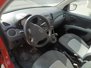Hyundai i 10 2010-thumb-3