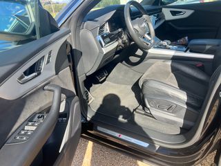 Audi Q8 2022 55 TFSI QUATTRO - S LINE - MATRIX-thumb-13
