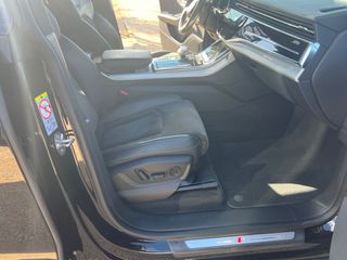 Audi Q8 2022 55 TFSI QUATTRO - S LINE - MATRIX-thumb-17