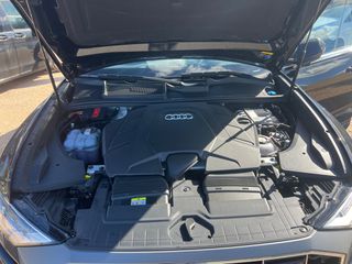 Audi Q8 2022 55 TFSI QUATTRO - S LINE - MATRIX-thumb-25
