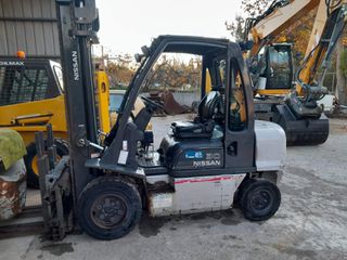 Τηλεσκοπικά Περονοφόρα Nissan 2010 30