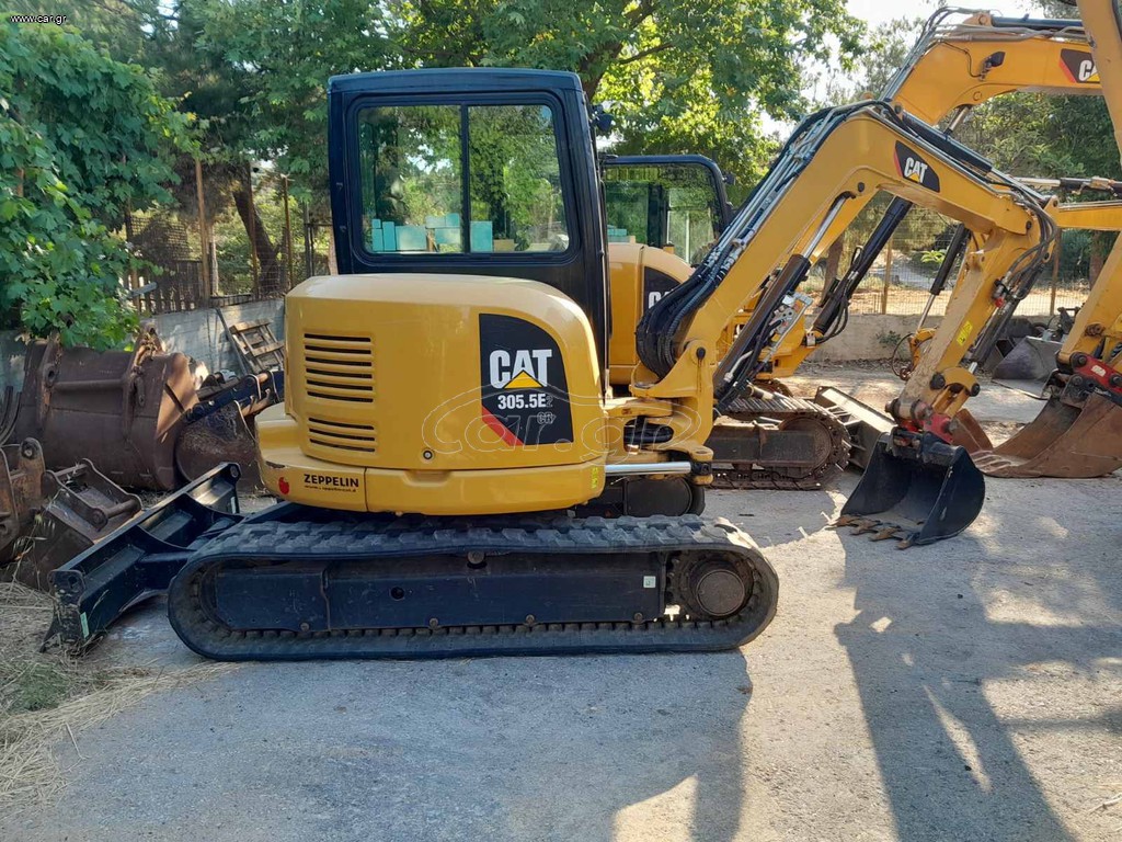 Εκσκαφάκι (διαβολάκι) CAT 2018 305,5