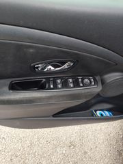 Renault Megane 2015-thumb-6