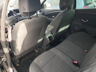 Renault Megane 2015-thumb-17