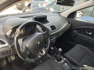 Renault Megane 2015-thumb-18