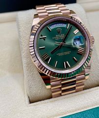 Rolex Replica Day-Date 40mm Green Dial-thumb-2