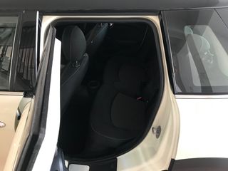 Mini Cooper D 2014-thumb-4