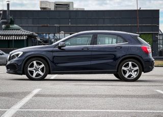 Mercedes-Benz GLA 200 2018 AMG automatic lifting 1.6cc-thumb-13