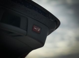 Mercedes-Benz GLA 200 2018 AMG automatic lifting 1.6cc-thumb-33