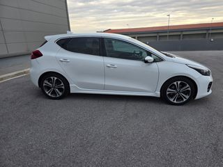 Kia Ceed / cee'd 2017 GT Line-thumb-5