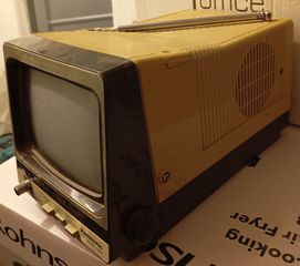 Panasonic mini tv radio-thumb-2