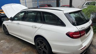 Mercedes-Benz E 300 2020-thumb-1