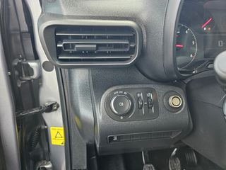 Opel Combo 2019 maxi-thumb-9