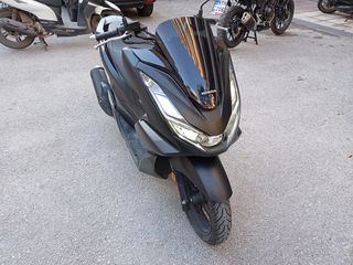 Honda PCX 125 2022-thumb-1