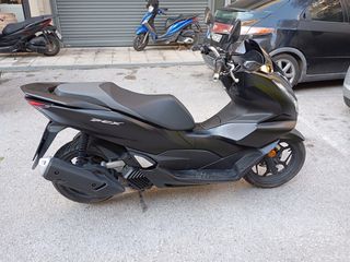 Honda PCX 125 2022-thumb-2