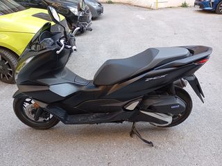 Honda PCX 125 2022-thumb-3