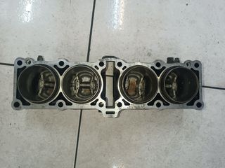 yamaha fz750-thumb-4
