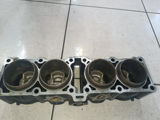 yamaha fz750-thumb-5